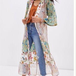 Dani Floral Kimono by Anthropologie